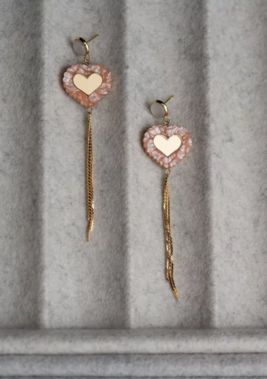 Hearts Korvakorut Ketjulla, Beige/Kulta>Butoni Shop